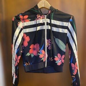 True Religion Cropped Black Floral w/White Tape Hoodie. Size SP. Athleisure
